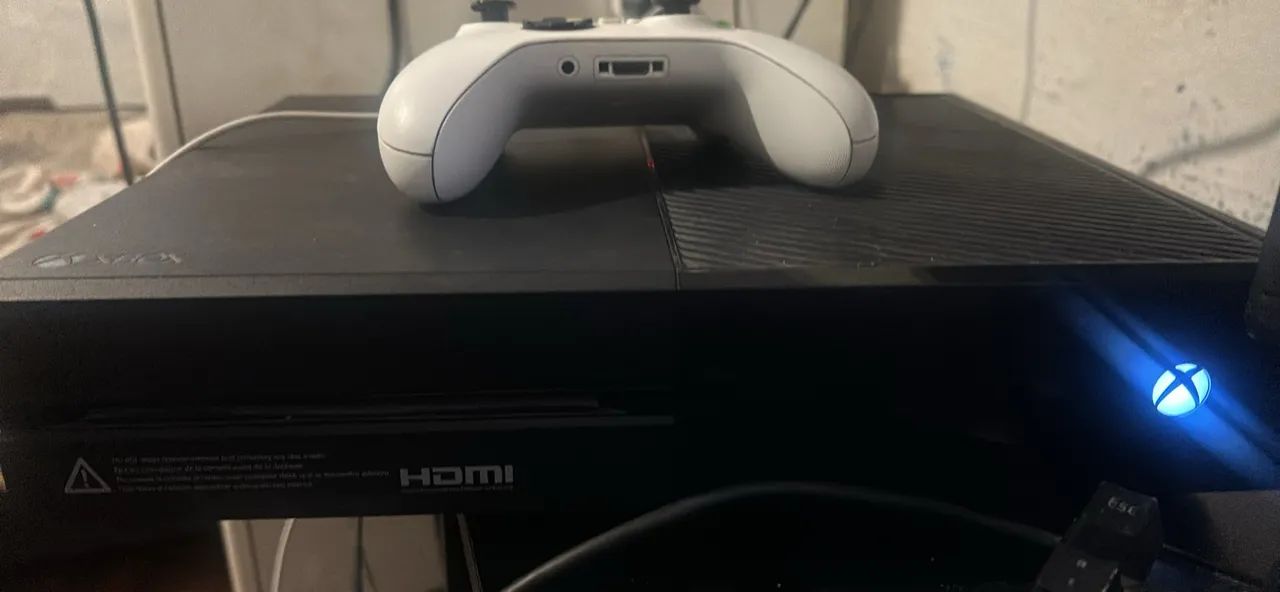 Xbox one - 1tb - Foto 4