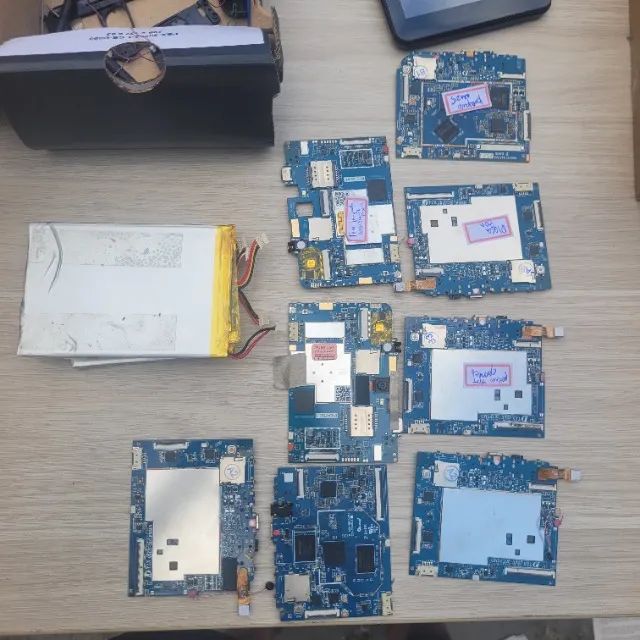 Lote de tablet e peças de tablet M7 Multilaser - Leia a descrição - Foto 4