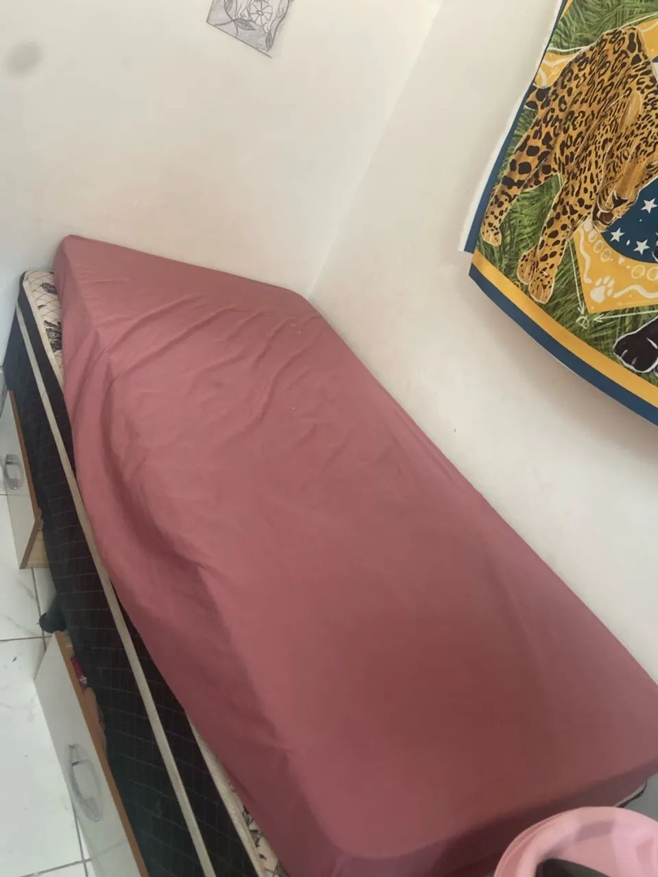 Cama com colchão