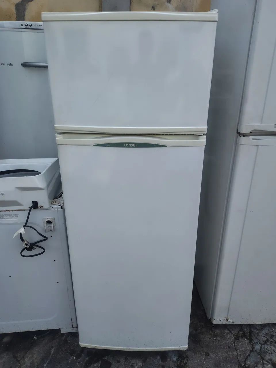 Vendo geladeira Consul 