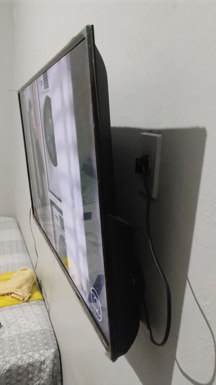 Vendo Smart TV Panasonic de 40 polegadas  - Foto 2