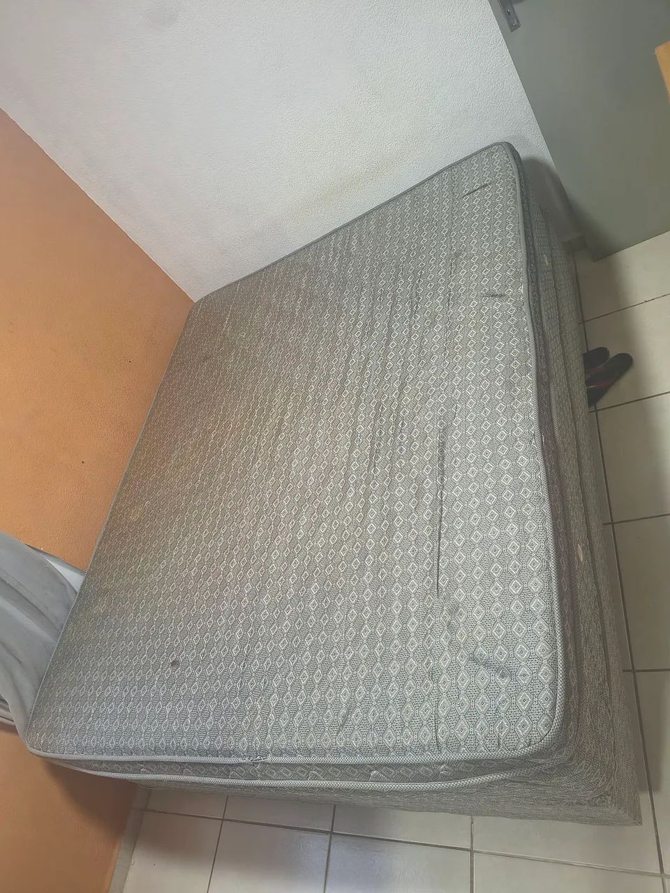 Cama box usado 