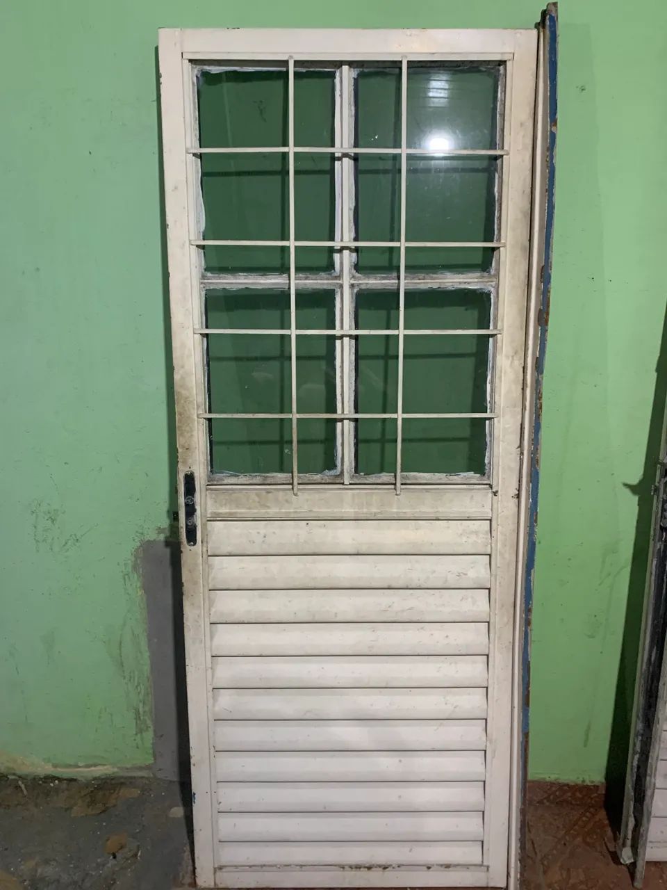 3 portas  e 3 janelas  - Foto 3