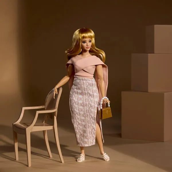 Boneca Barbie Kit #5 Neultrals YouCreate - Foto 4