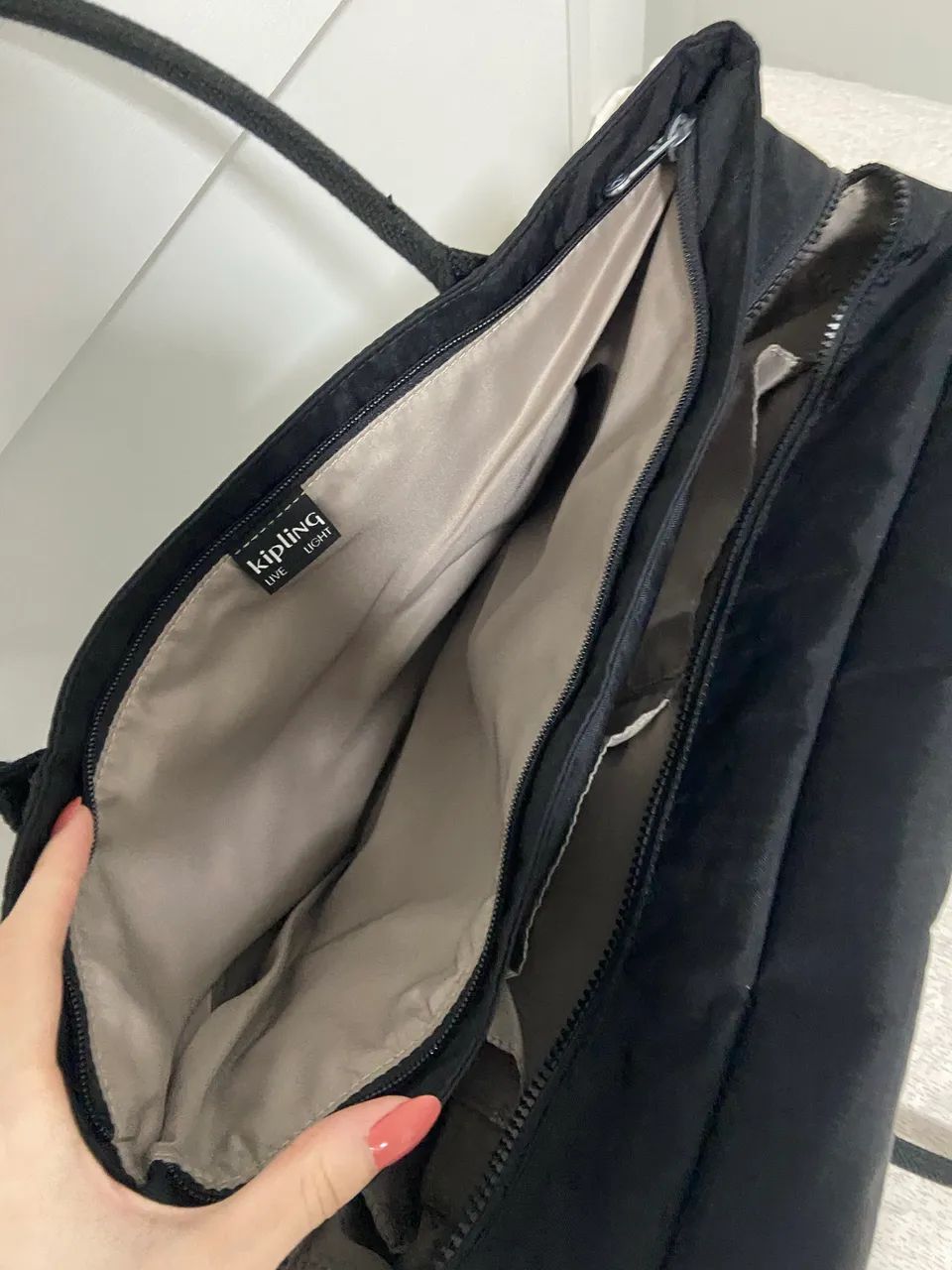 Bolsa kipling nova superworker preta - Foto 2