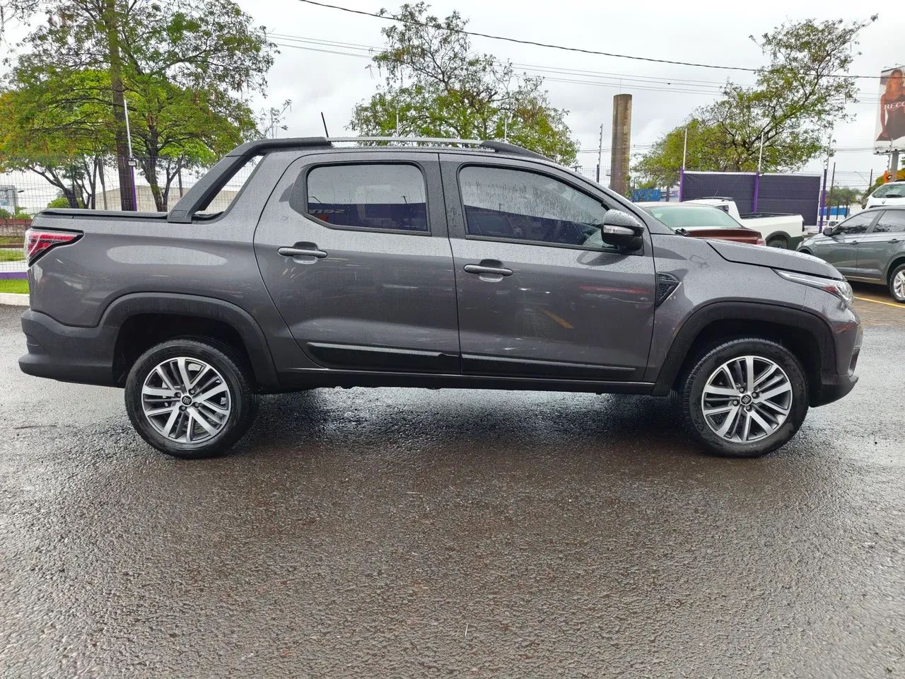 Fiat Strada Volcano 1.3 Flex 8V CD Aut. 2026 - Foto 3