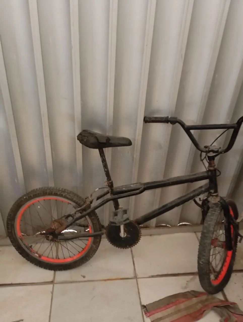 Vendo uma bicicleta mirim 