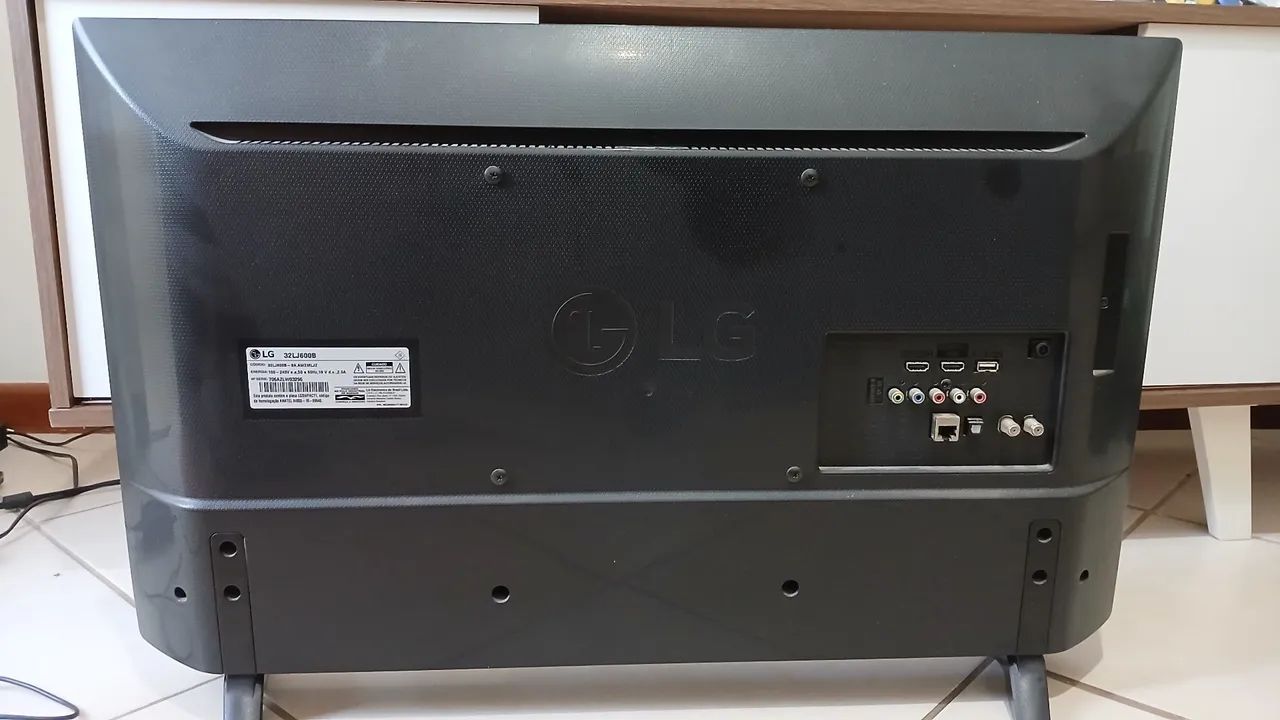 Tv Lg Smart 32 polegadas - Foto 2