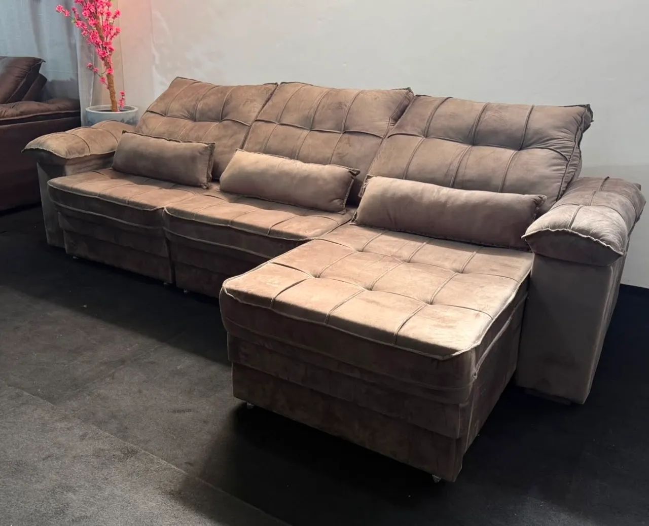 Sofá Retrátil e Reclinável 2.90 Mts Qualidade e Conforto Várias Cores  - Foto 2