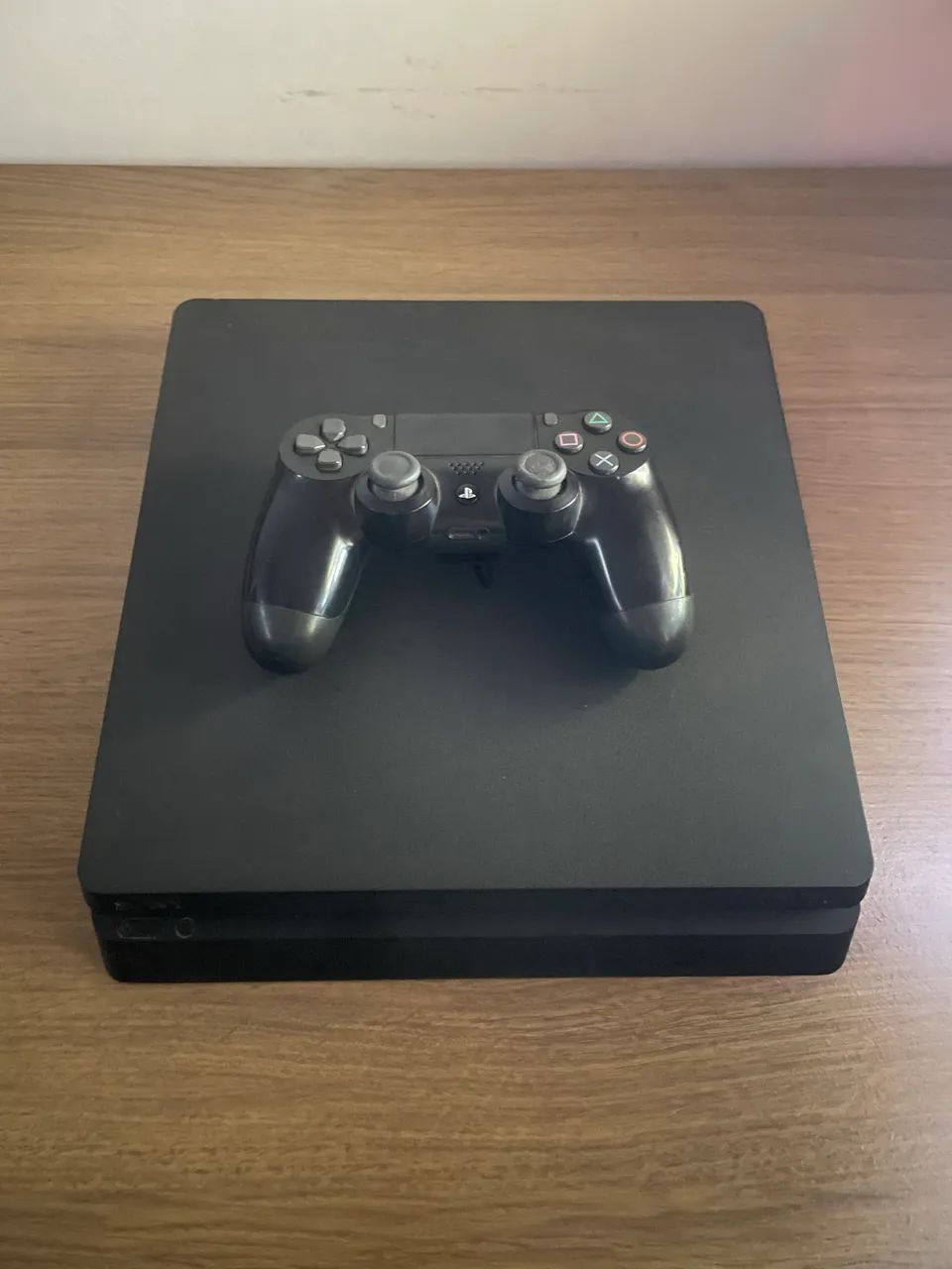 Console PS4 - 2TB - Usado - Excelente Estado - Foto 3