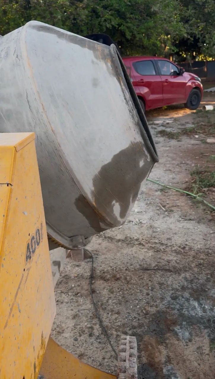 Used 400-Liter Concrete Mixer
