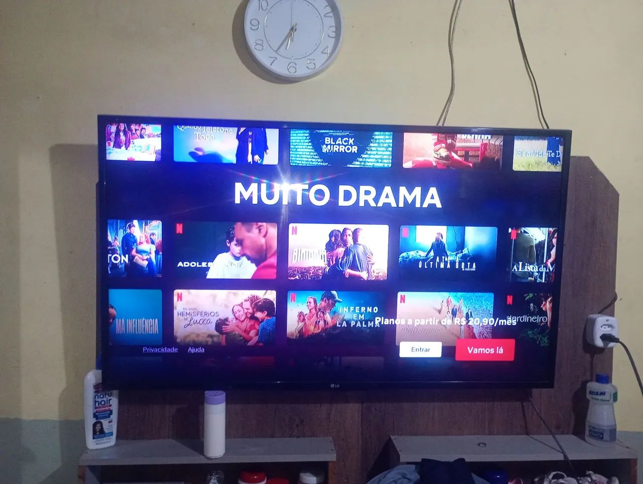 Vendo tv LG smart funcionando perfeitamente  - Foto 4