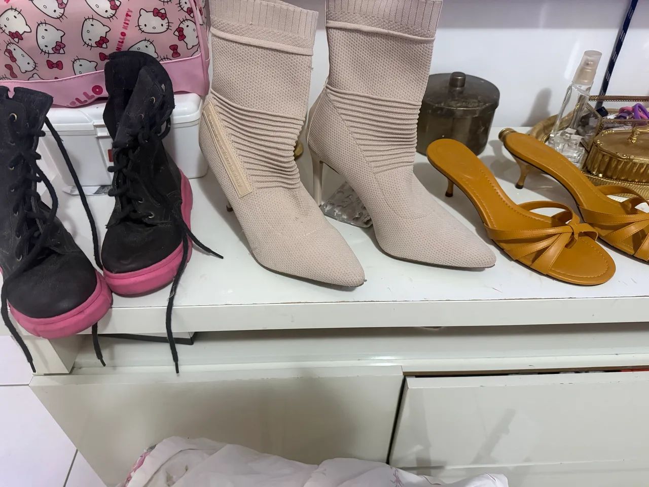 Sandália e botas - Foto 4
