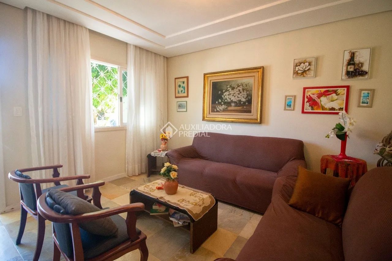 Casa à venda, 6quartos, 2 suítes, 2 vagas no Itacorubi em Florianópolis-SC. - Foto 4