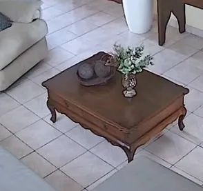 Mesa de centro em madeira 100%