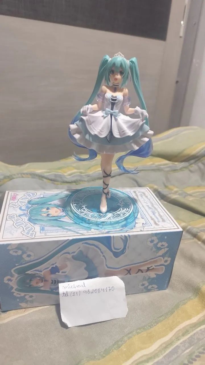 Hatsune Miku Wonderland (reserva)
