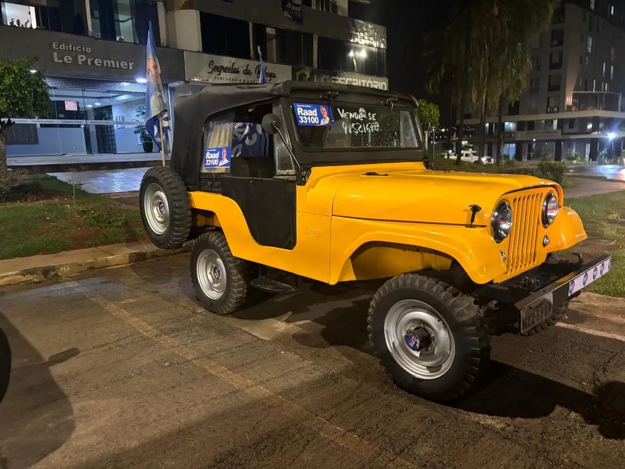 Willys Overland Jeep 2.6 12V Gasolina 2P 1977