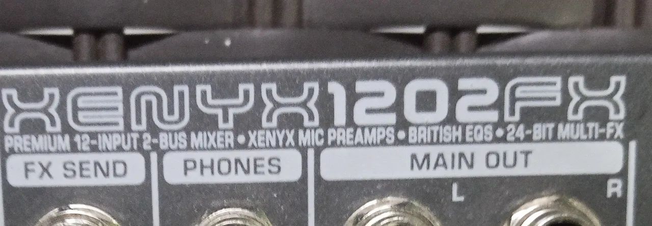 Mesa Beringuer xenyx 1202 fx - Foto 5