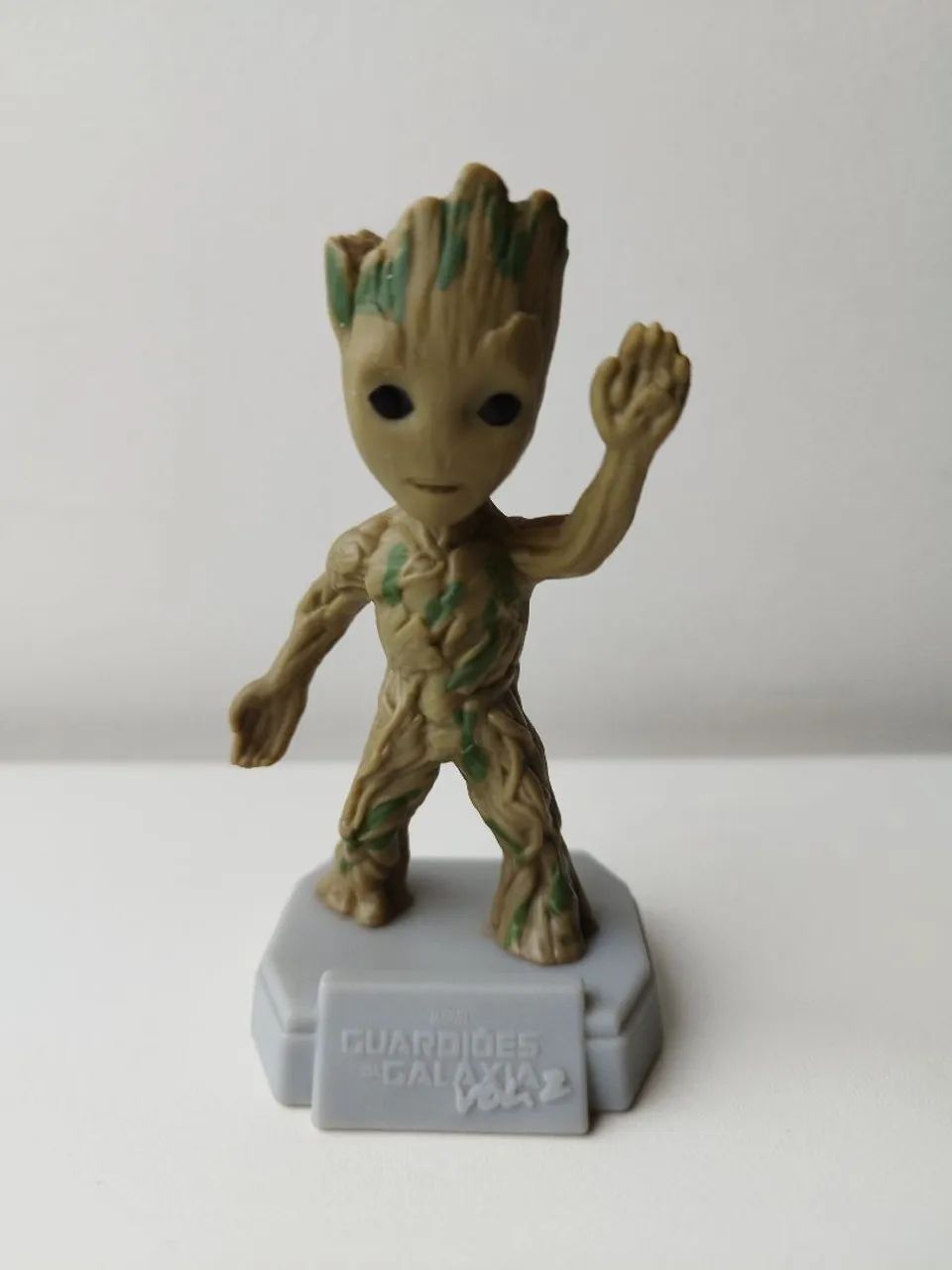 Miniatura Groot Guardiões da Galáxia Marvel 