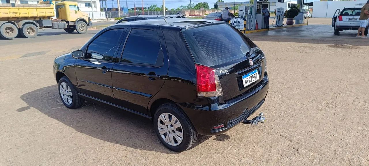 Fiat Palio Celebration 1.0 Fire Flex 8V 4P 2011 - Foto 4