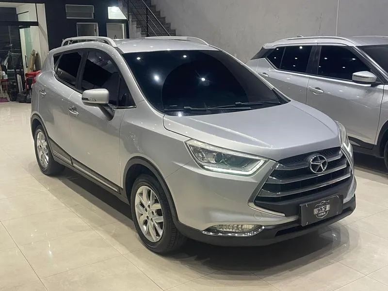 JAC T5 1.5 Jet Flex 16V 5P Mec. 2017 - Foto 2