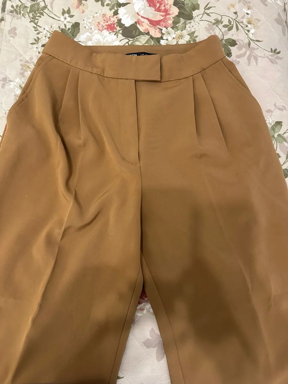 Calça alfaiataria Zara