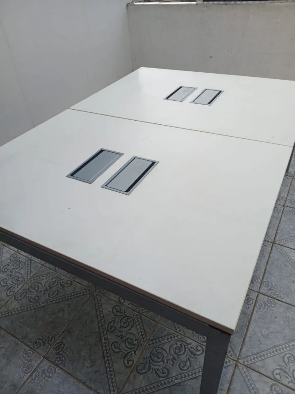 Estação De Trabalho Mesa 4 Lugares Com Cx De Tomadas E Rj45 - Foto 2