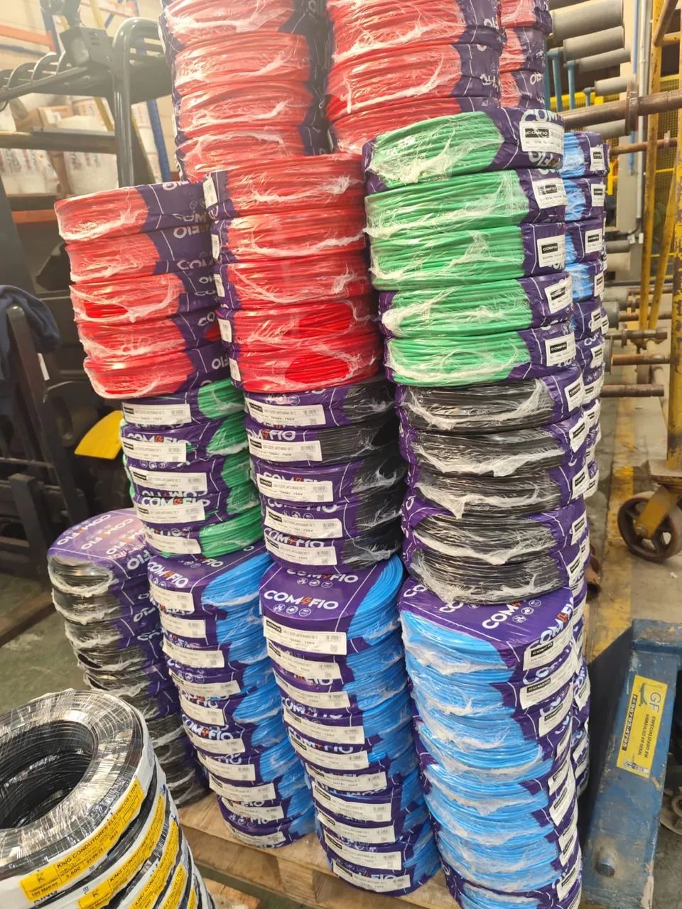 Fios primeira linha e tomadas modular  - Foto 4