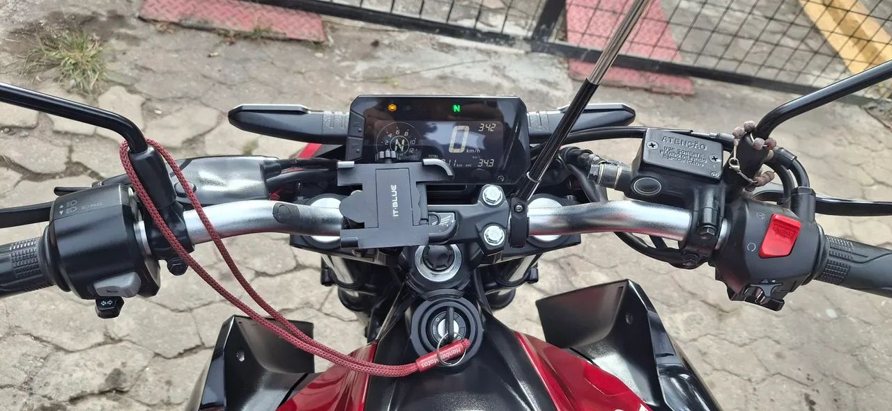 CB 300F TWISTER  - Foto 4