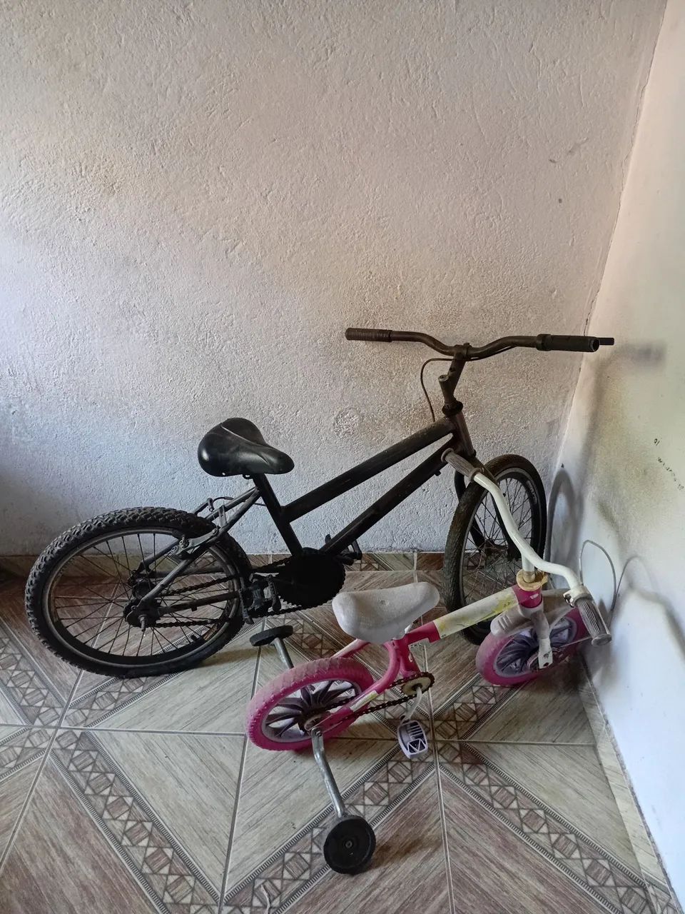Duas bicicletas 