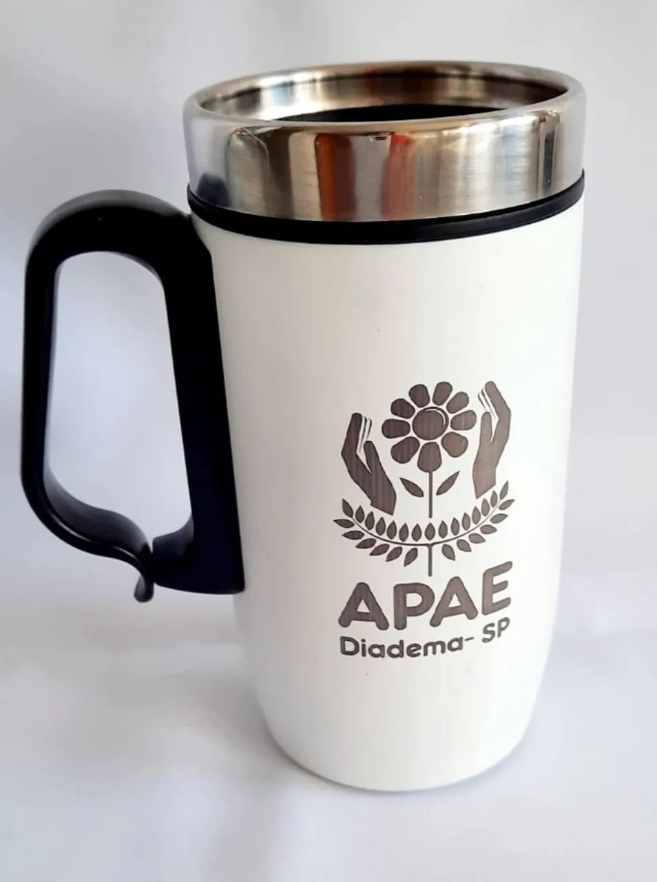 Gravação a laser em metal personalizada para brindes e empresas