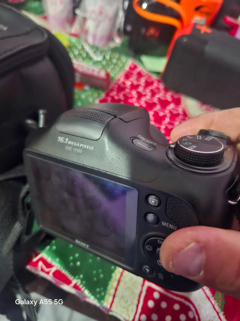 Camera profissional cyber shot - Foto 2