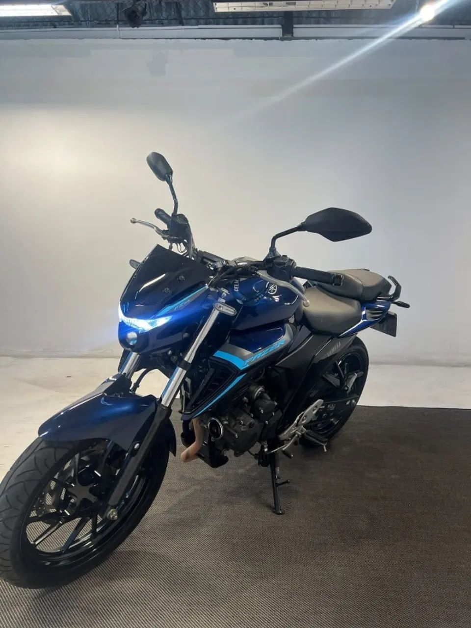 FAZER 250