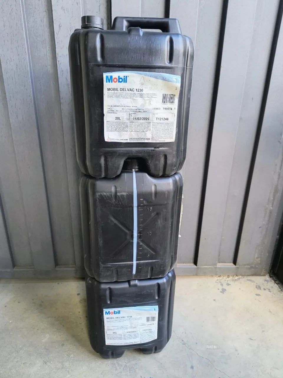 Óleo Móbil Delvac 1230 - Foto 2
