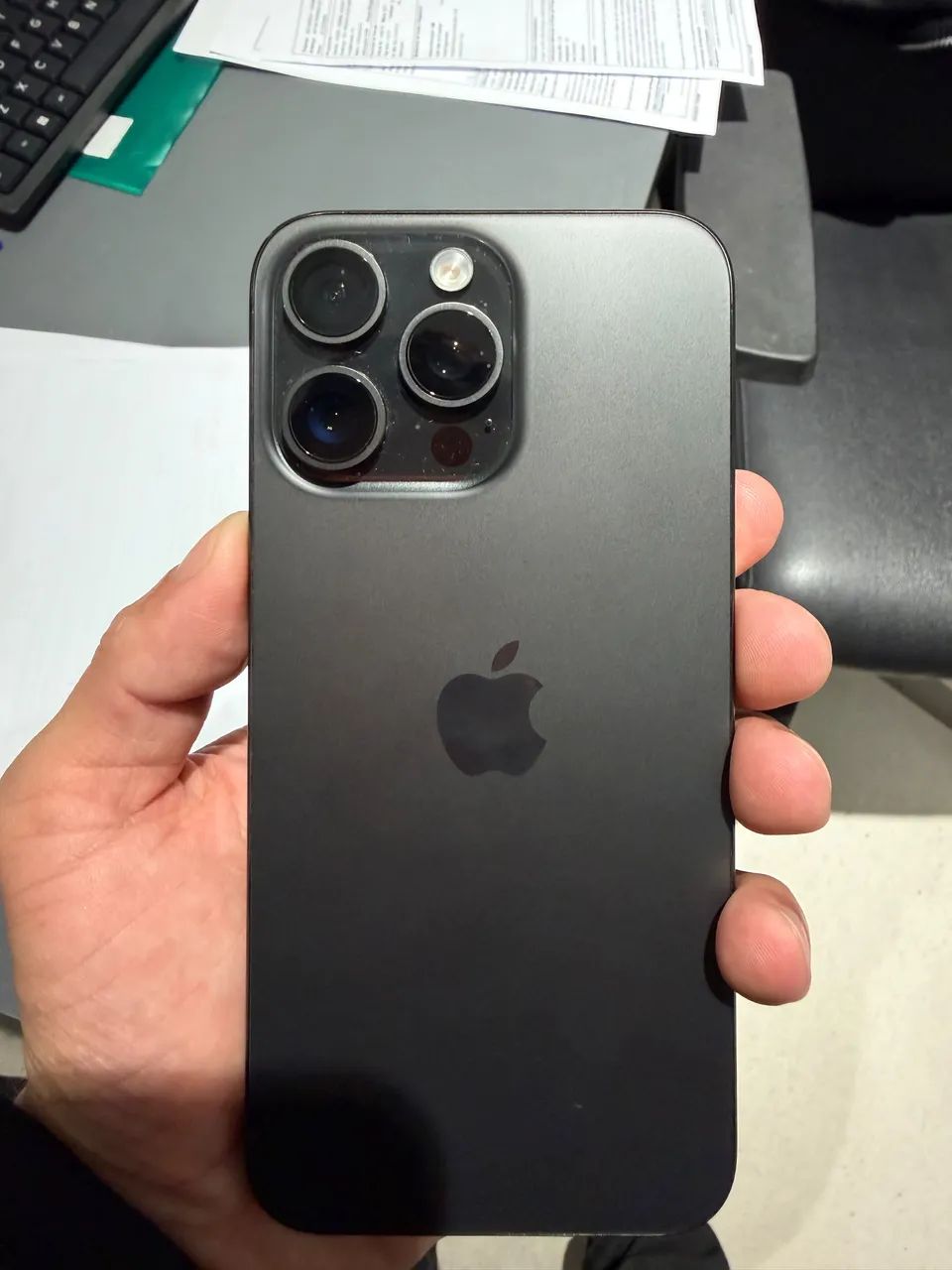 IPHONE 15 PRO MAX  - Foto 4