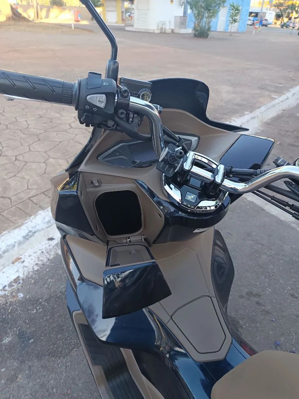 PCX DLX ÓTIMO ESTADO  - Foto 2