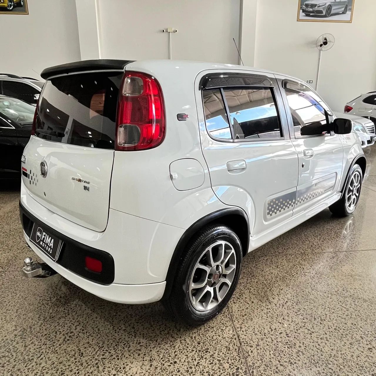 Fiat Uno Sporting 1.4 EVO Fire Flex 8V 4P 2013 - Foto 4