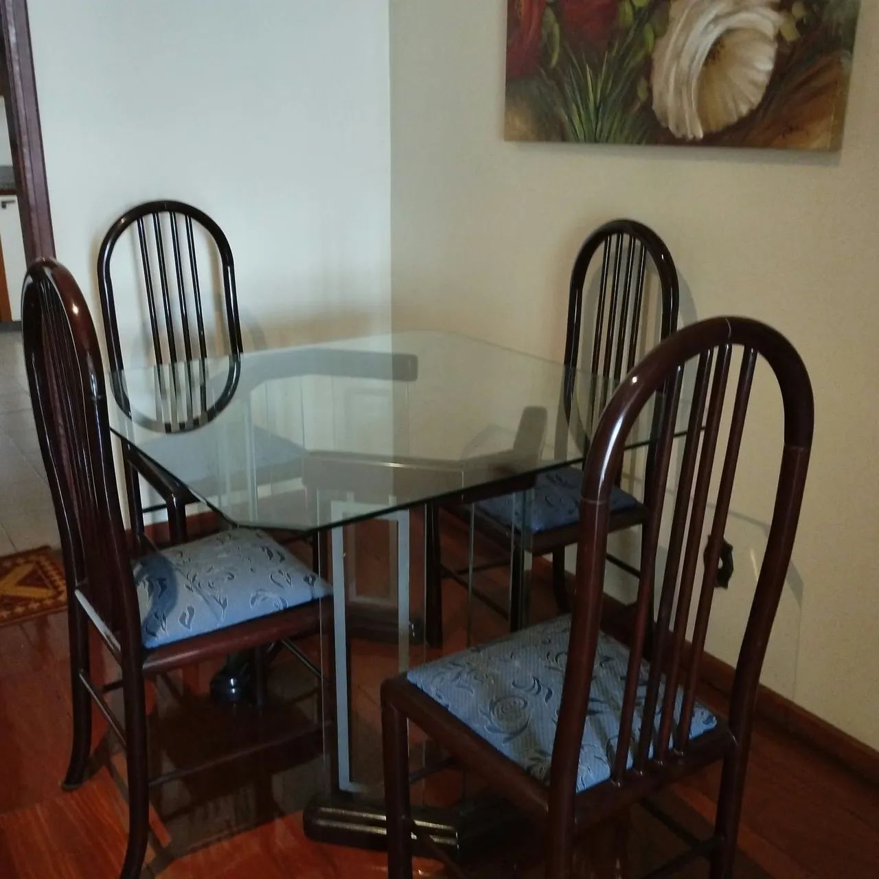 *MESA COM 04 CADEIRAS* - Foto 2