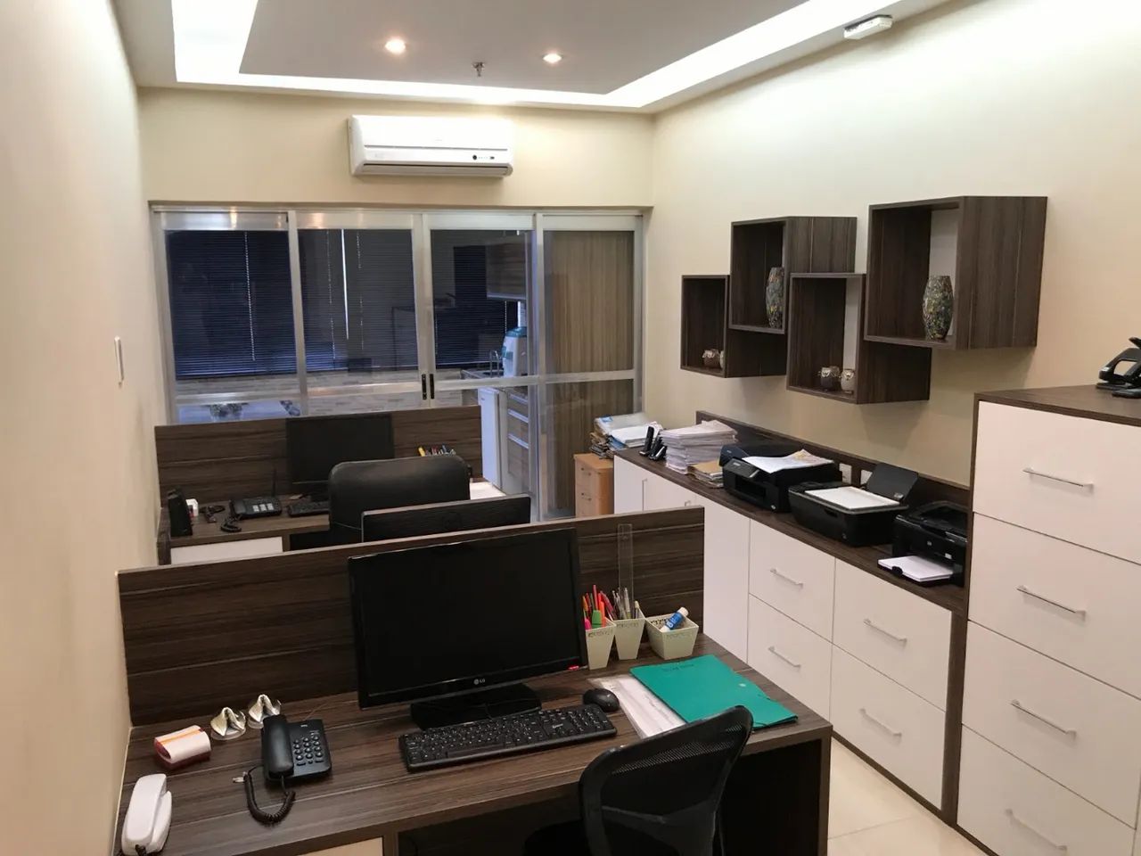 Cobertura Comercial no Centro: Salas 10 e 11 Unificadas, Reformadas e Mobiliadas! - Foto 5