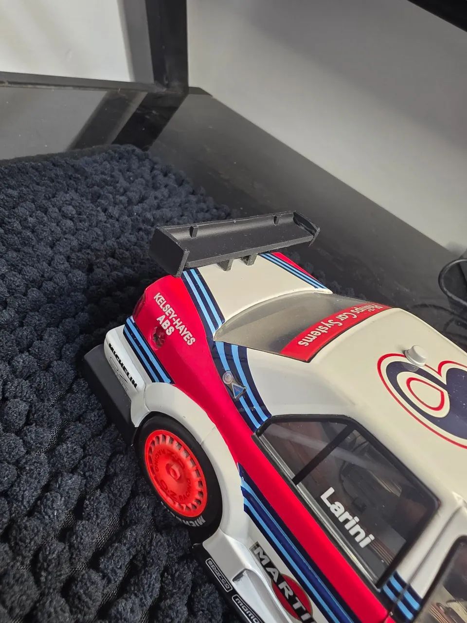 Miniatura 1:18 alfa romeo martini dtm modificado  ut - Foto 5