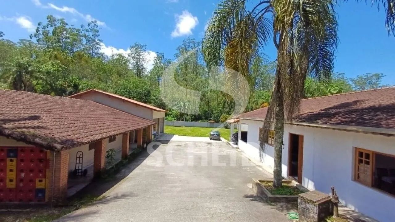 Chacara a venda no centro de Parelheiros