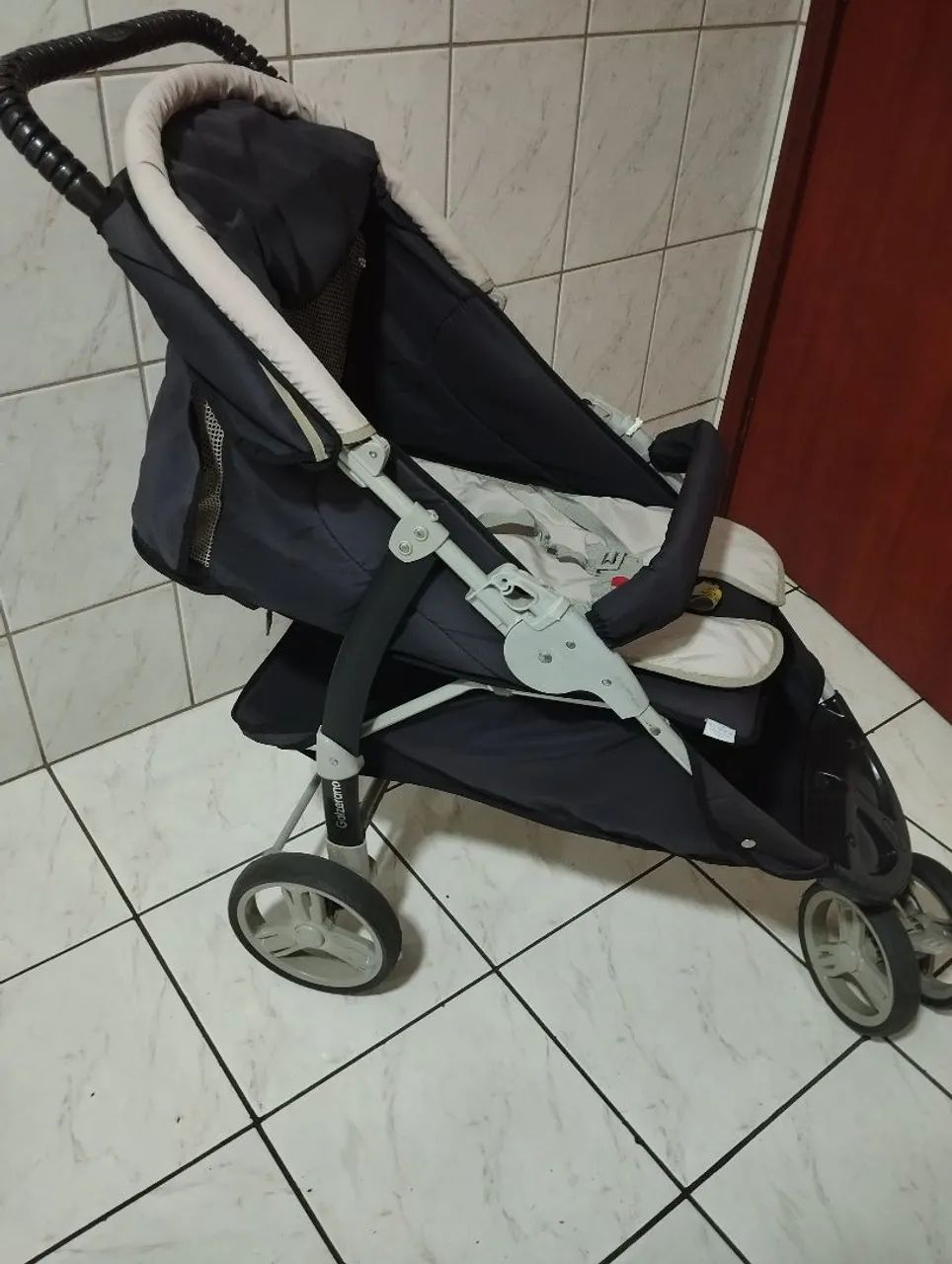 Vendo Carrinho de Bebê Galzerano  - Foto 5