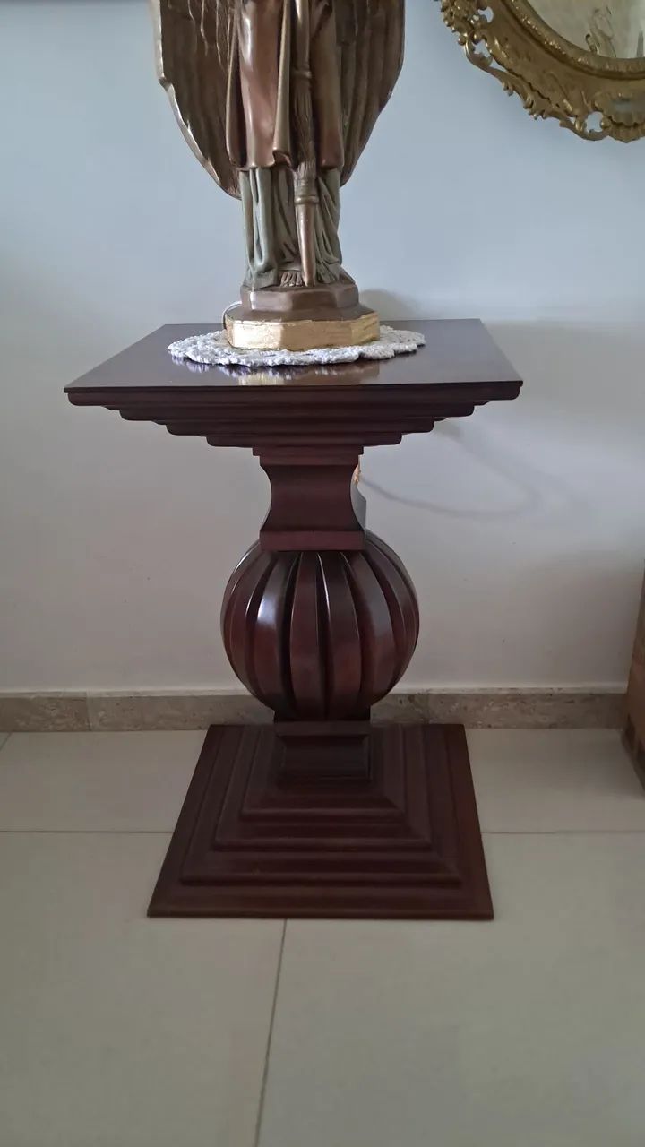 Mesa de Canto de Madeira Maciça  - Foto 4