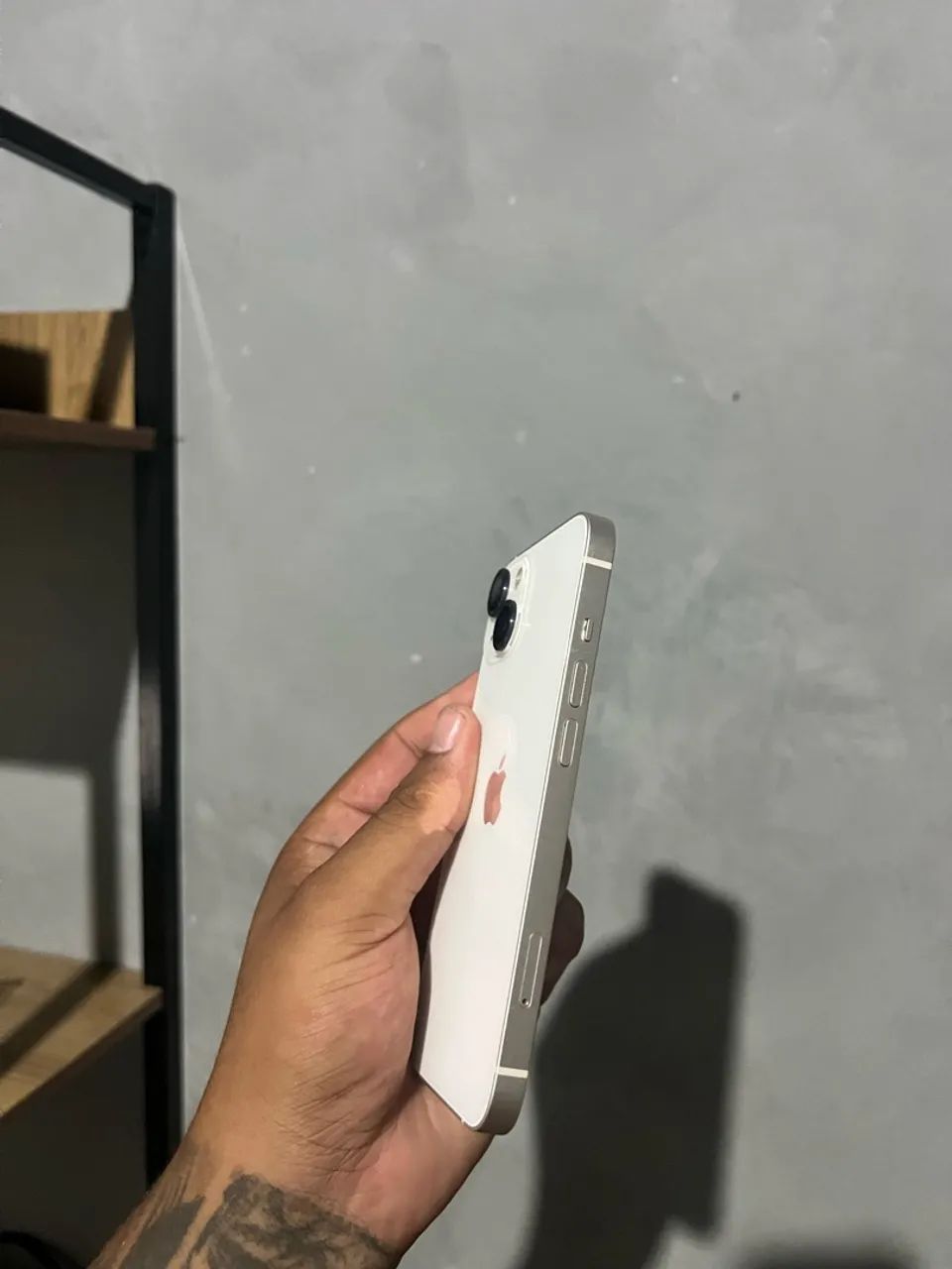 iPhone 13 128GB Branco  - Foto 4