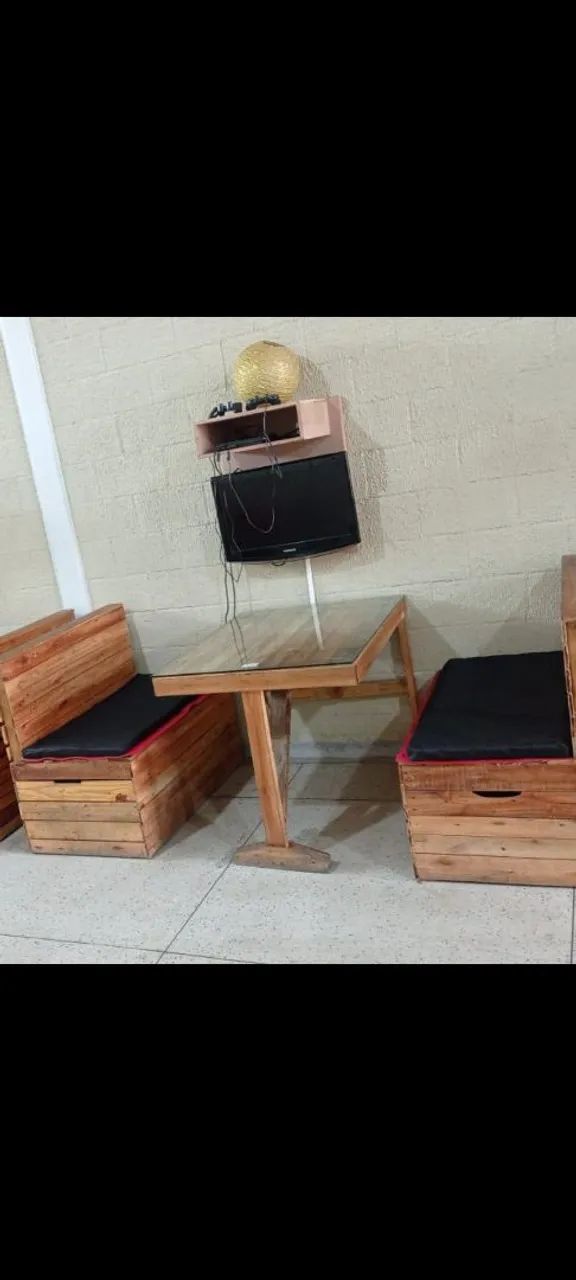 Banco e mesa 