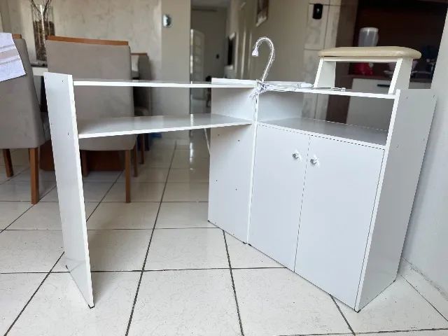 Mesa de manicure 