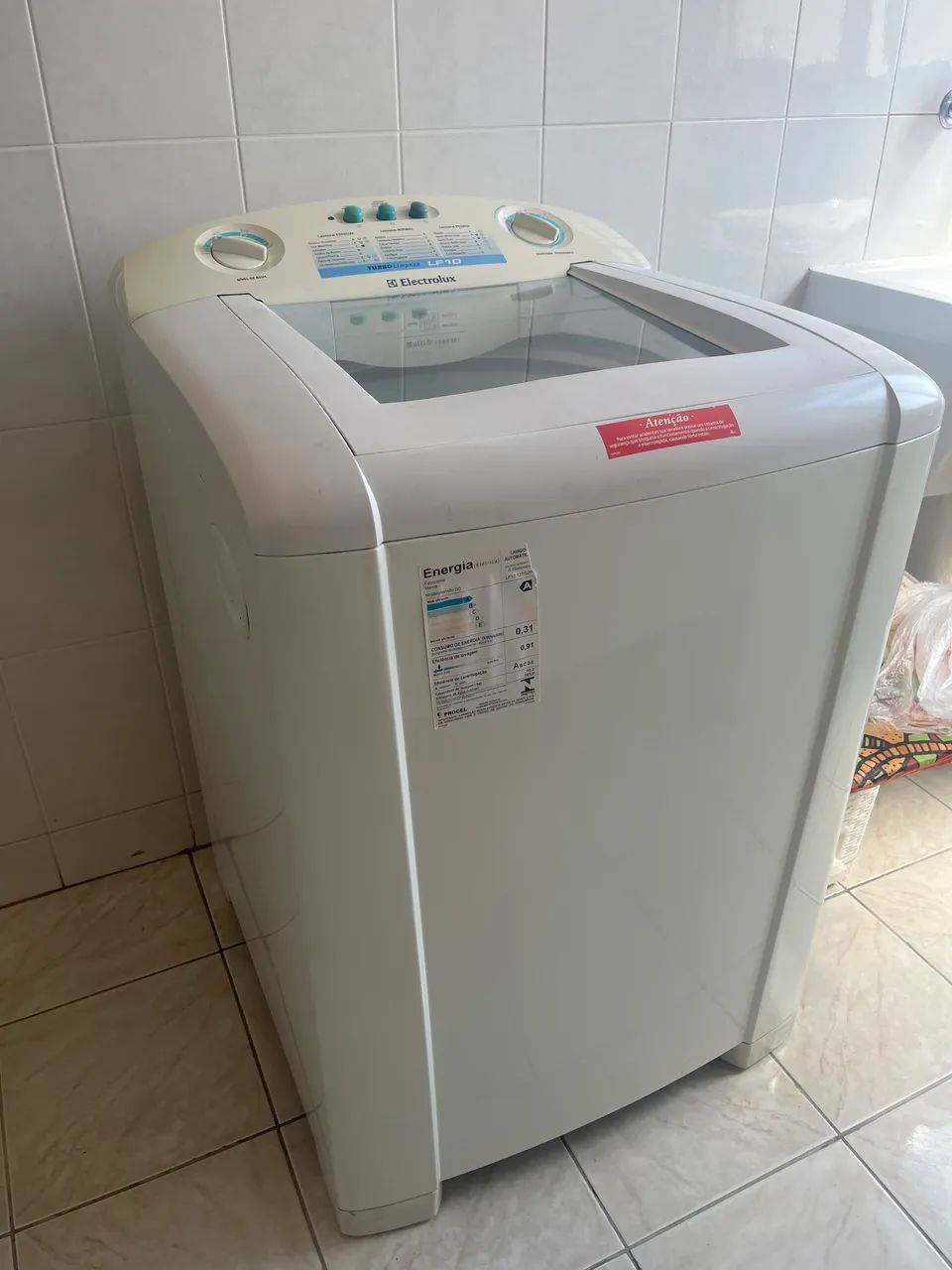 Máquina de lavar roupa Electrolux LF10
