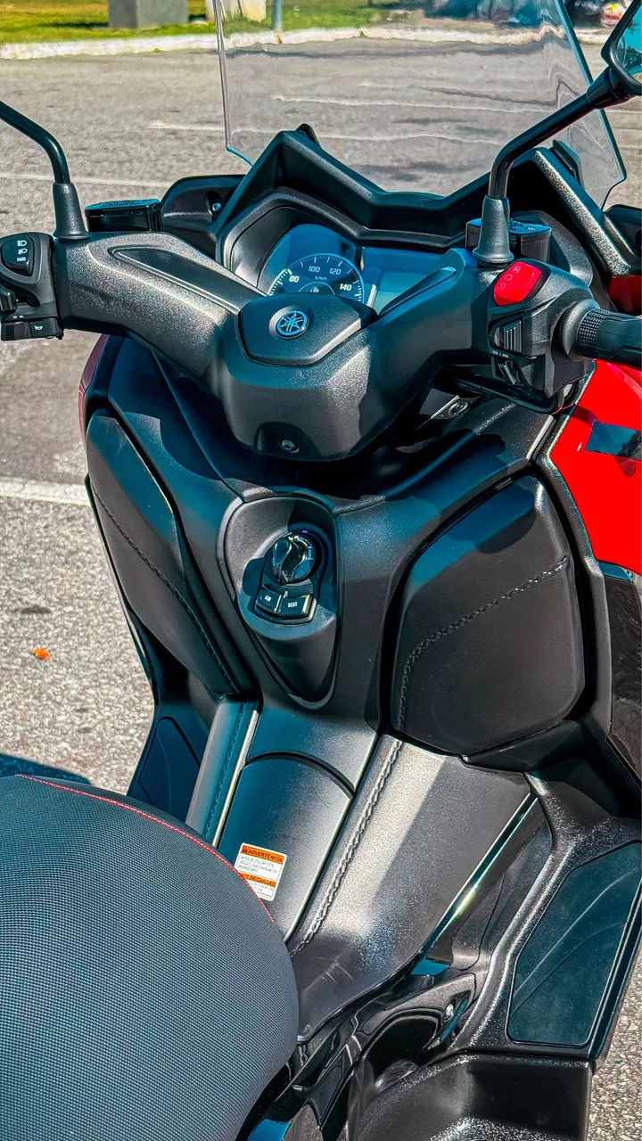 Yamaha Xmax 250 Abs Automática - Foto 4