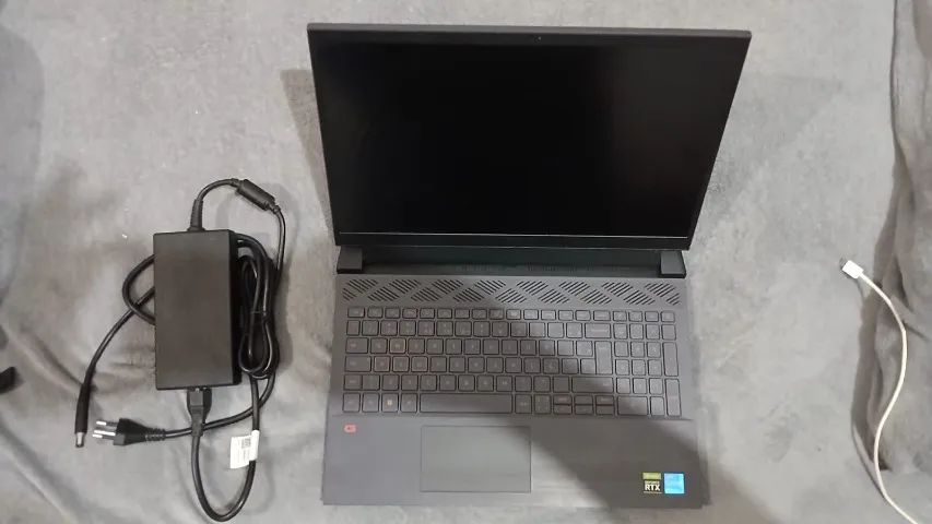 DELL G15 5520