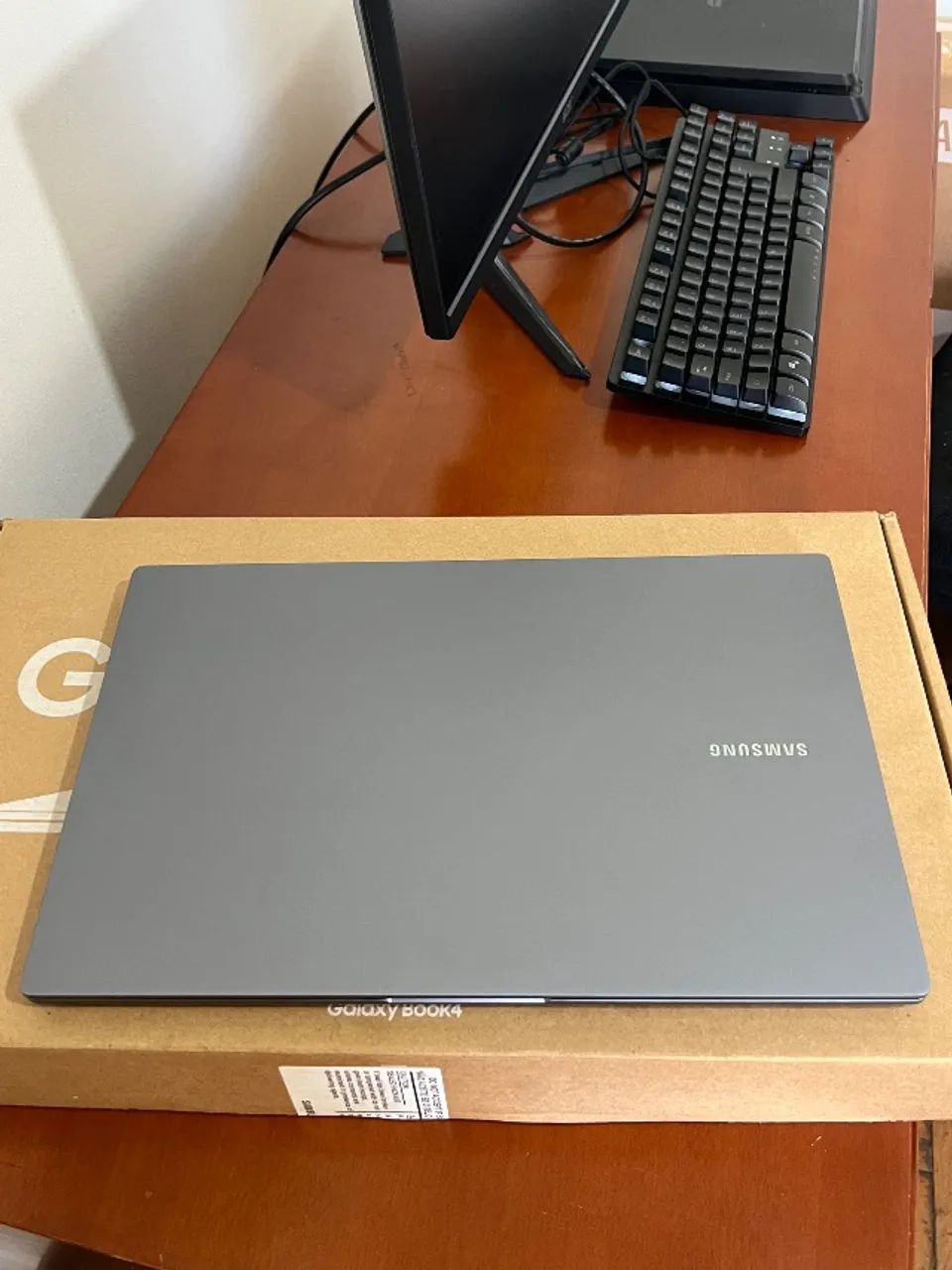 Notebook Galaxy Book 4 MUITO NOVO!!  - Foto 4